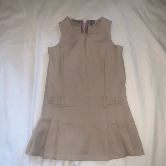 7 Piece Girls 4-5T Beige Khaki Uniform Set - Picture 2 of 15